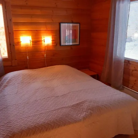 Himos Edullista Majoittumista Keskellae Palveluja, Koivula 25, Lue Majoituspaikan Tiedot Ohjeistus Info