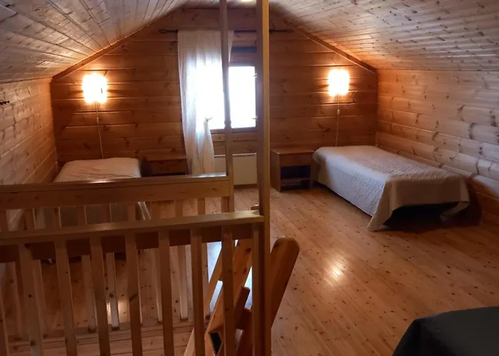 Himos Edullista Majoittumista Keskellae Palveluja, Koivula 25, Lue Majoituspaikan Tiedot Ohjeistus Info Jämsä